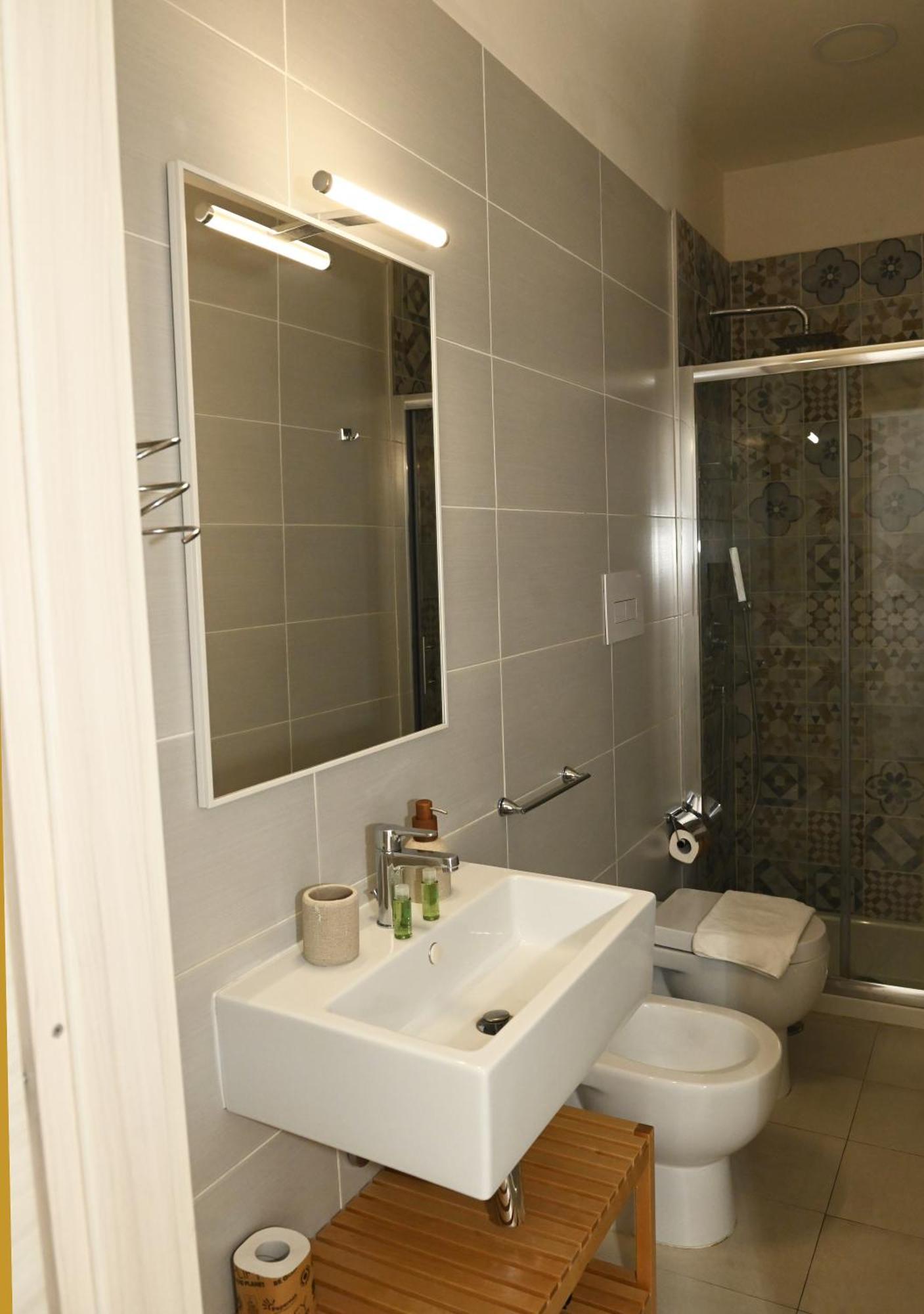 B&B Bovio Square XIV Naples Luaran gambar